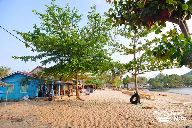 Idyllic beach village in Cambodia. © Beachmeter.com
